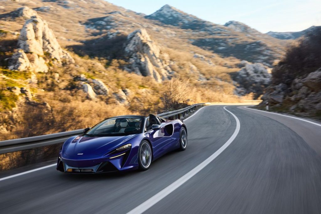 McLaren Artura Spider: El súper deportivo híbrido enchufable, ahora sin techo 28 Motor16 McLaren Artura Spider.02 Motor16