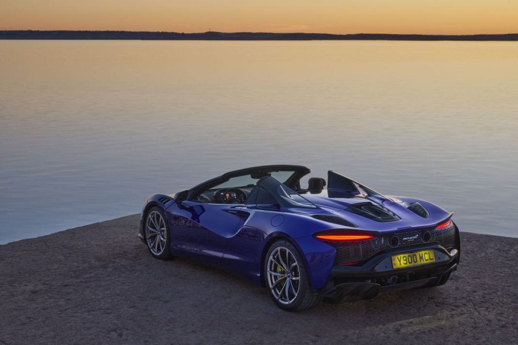 McLaren Artura Spider: El súper deportivo híbrido enchufable, ahora sin techo 26 Motor16 McLaren Artura Spider.04 Motor16