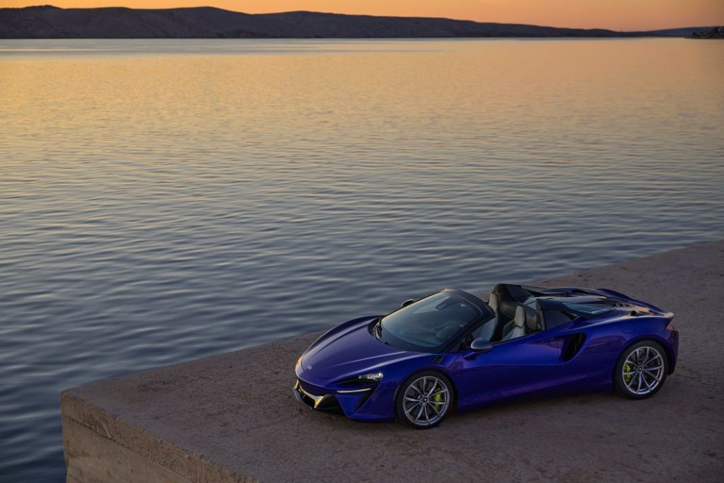 McLaren Artura Spider: El súper deportivo híbrido enchufable, ahora sin techo 23 Motor16 McLaren Artura Spider.07 Motor16