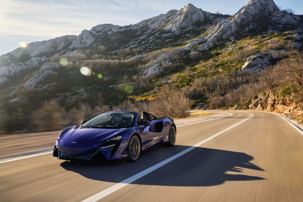 McLaren Artura Spider: El súper deportivo híbrido enchufable, ahora sin techo 21 Motor16 McLaren Artura Spider.09 Motor16