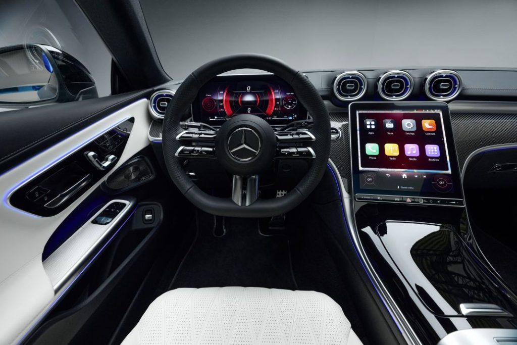 Primera prueba del Mercedes CLE (C236): Clase E por fuera, Clase C por dentro 15 Motor16 Mercedes cle 41 Motor16