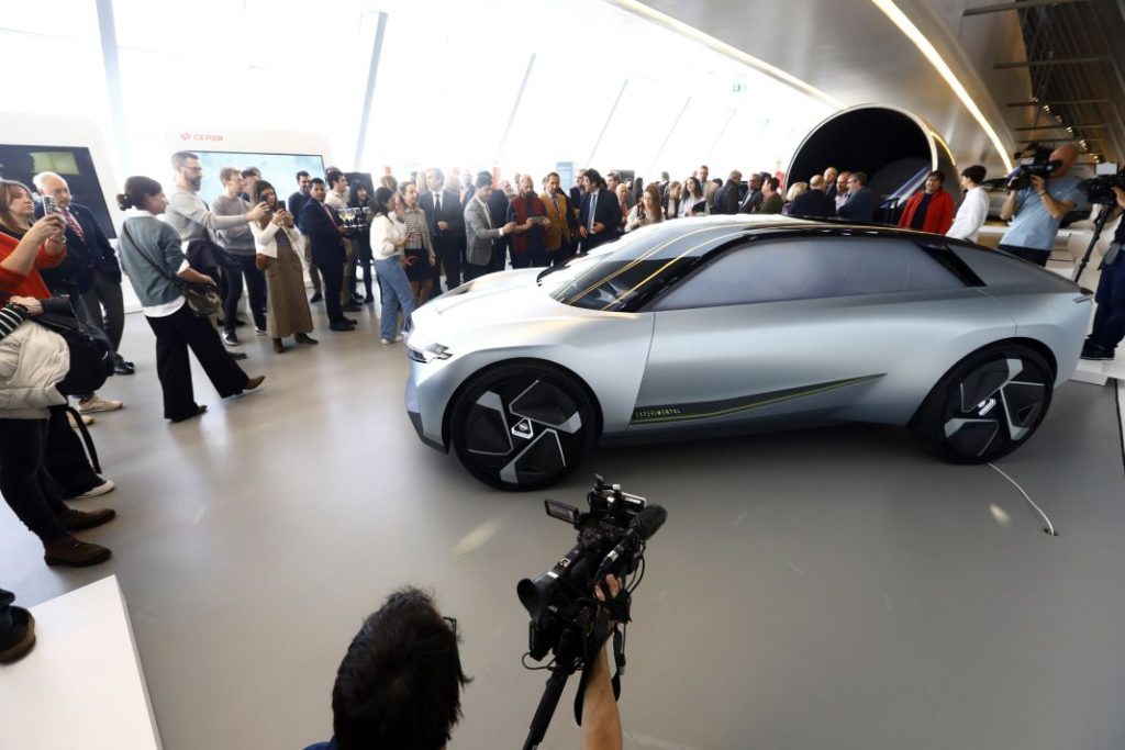 El prototipo Opel Experimental visita España por primera vez 15 Motor16 OPEL ZGZMOBILITY 62 Motor16