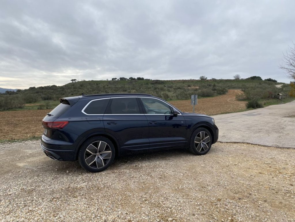 Prueba del Volkswagen Touareg V6 TDI. Un buque insignia como los de antes 8 Motor16 PRUEBA VW TOUAREG V6 TDI 4 Motor16