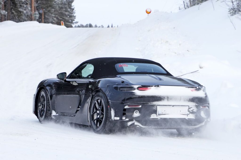 El Porsche 718 Boxster eléctrico se enfrenta de nuevo a las pruebas invernales 3 Motor16 Porsche 718 Boxster electrico 2024 1 21 Motor16