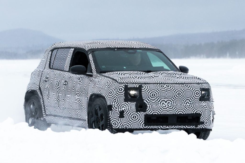 El Renault 4 E-Tech es sometido a las pruebas invernales 17 Motor16 Renault 4 E Tech 2024 13 Motor16