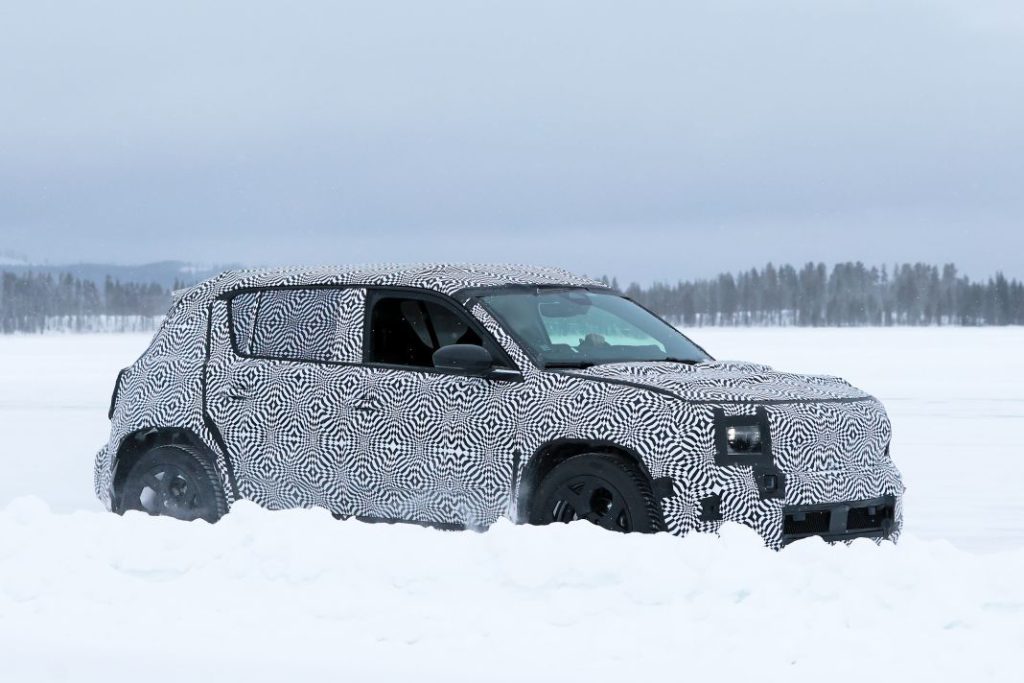 El Renault 4 E-Tech es sometido a las pruebas invernales 19 Motor16 Renault 4 E Tech 2024 15 Motor16