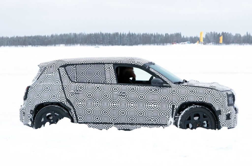 El Renault 4 E-Tech es sometido a las pruebas invernales 21 Motor16 Renault 4 E Tech 2024 17 Motor16