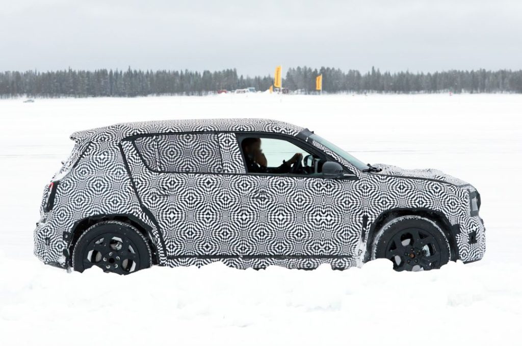 El Renault 4 E-Tech es sometido a las pruebas invernales 22 Motor16 Renault 4 E Tech 2024 18 Motor16