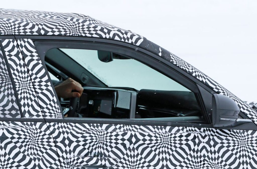 El Renault 4 E-Tech es sometido a las pruebas invernales 4 Motor16 Renault 4 E-Tech 2024