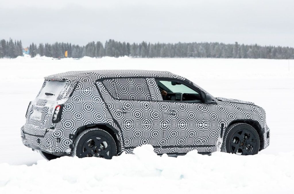 El Renault 4 E-Tech es sometido a las pruebas invernales 25 Motor16 Renault 4 E Tech 2024 21 Motor16