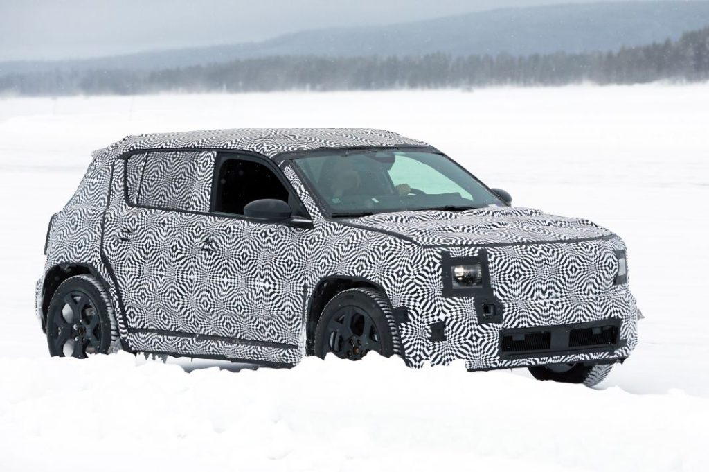 El Renault 4 E-Tech es sometido a las pruebas invernales 26 Motor16 Renault 4 E Tech 2024 22 Motor16