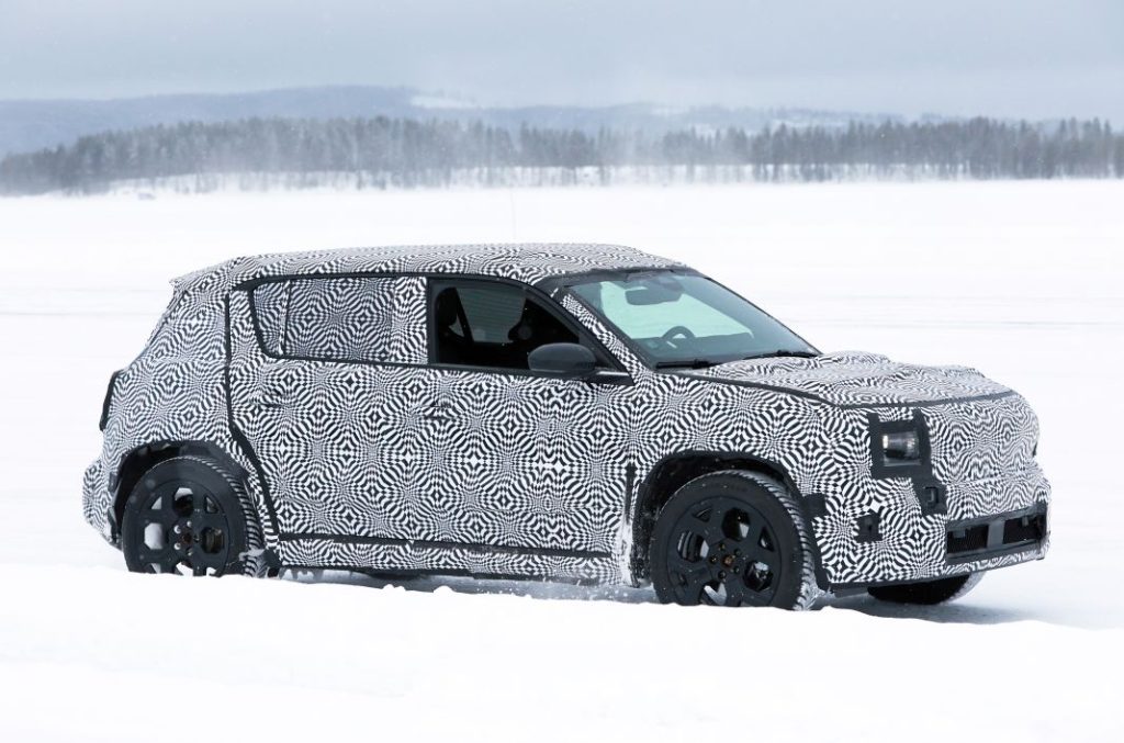 El Renault 4 E-Tech es sometido a las pruebas invernales 29 Motor16 Renault 4 E Tech 2024 25 Motor16