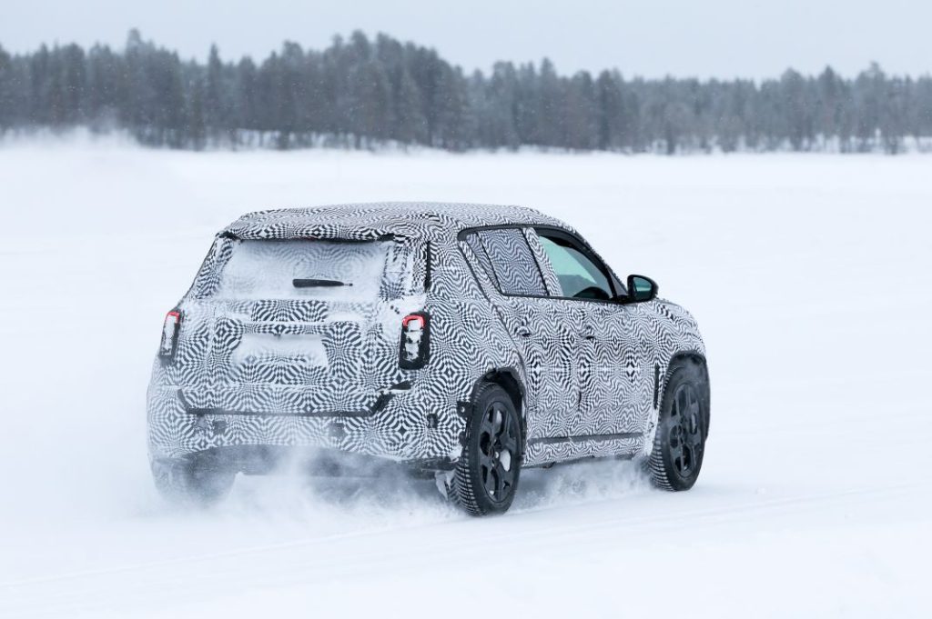 El Renault 4 E-Tech es sometido a las pruebas invernales 34 Motor16 Renault 4 E Tech 2024 30 Motor16