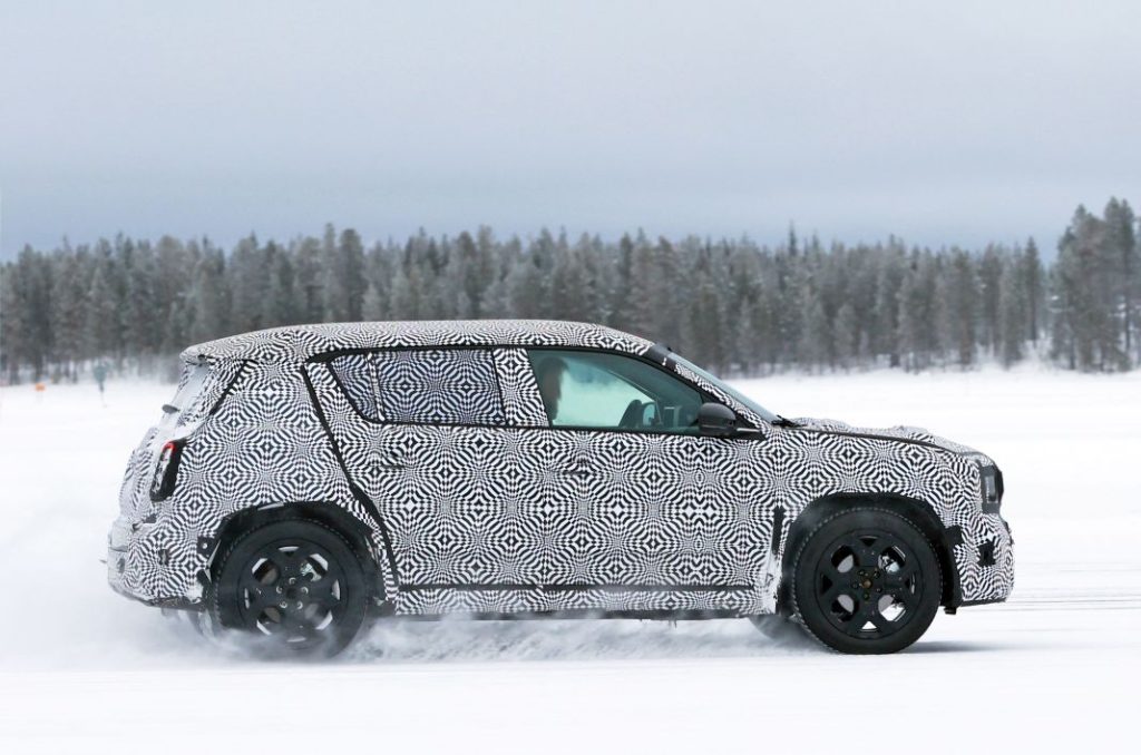 El Renault 4 E-Tech es sometido a las pruebas invernales 3 Motor16 Renault 4 E-Tech 2024 (7)