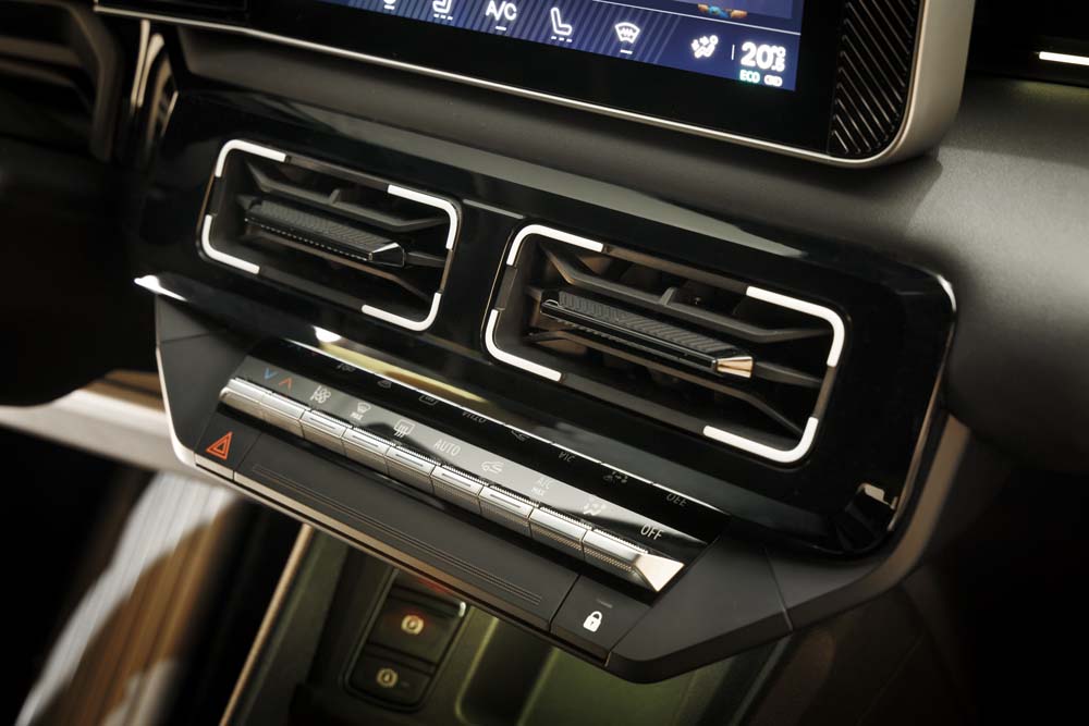 Renault 5 E TECH 18 Motor16