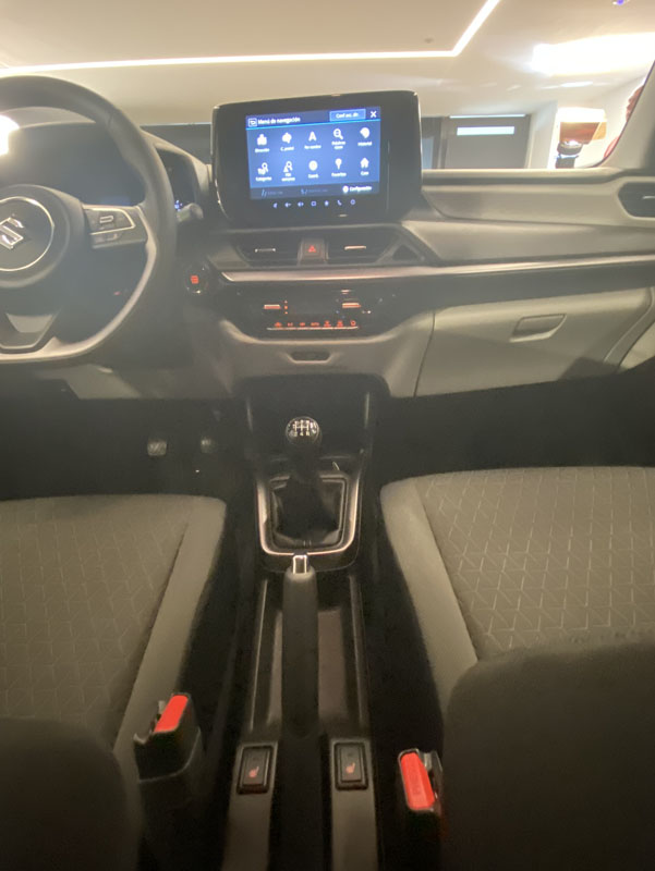 El nuevo Suzuki Swift, un icono clásico con mucho futuro 22 Motor16 SUZUKI SWIFT 4a GENERACION 10 Motor16