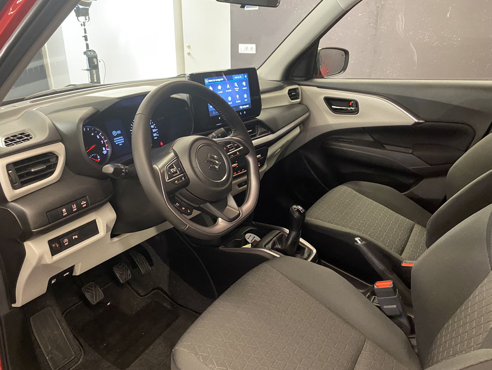 El nuevo Suzuki Swift, un icono clásico con mucho futuro 6 Motor16 SUZUKI SWIFT 4a GENERACION 2 Motor16