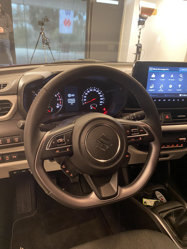 El nuevo Suzuki Swift, un icono clásico con mucho futuro 8 Motor16 SUZUKI SWIFT 4a GENERACION 3 Motor16