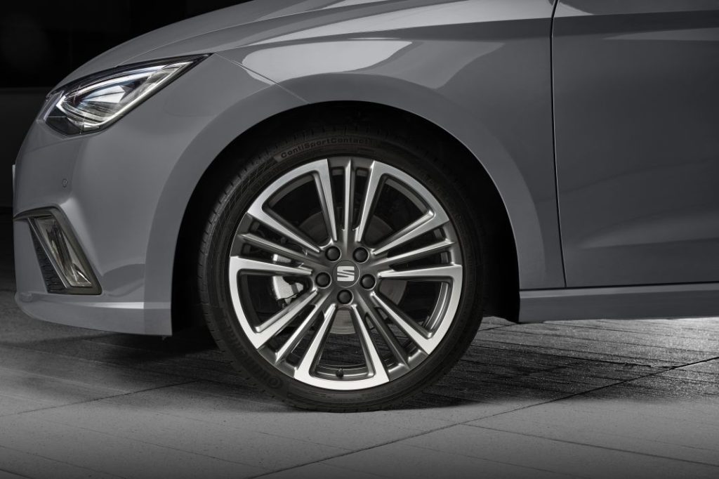 Primera prueba del Seat Ibiza FR Aniversario. Una edición tan merecida como interesante 19 Motor16 Seat Ibiza FR 40 Aniversario 13 Motor16