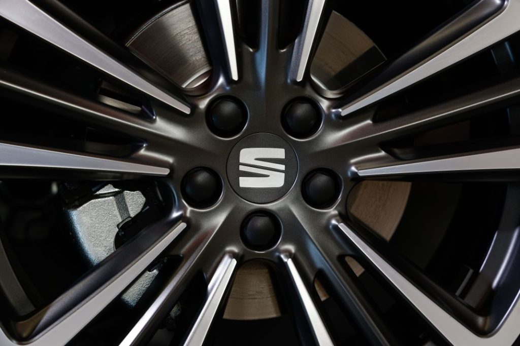 Primera prueba del Seat Ibiza FR Aniversario. Una edición tan merecida como interesante 2 Motor16 Seat Ibiza FR 40 Aniversario 19 Motor16