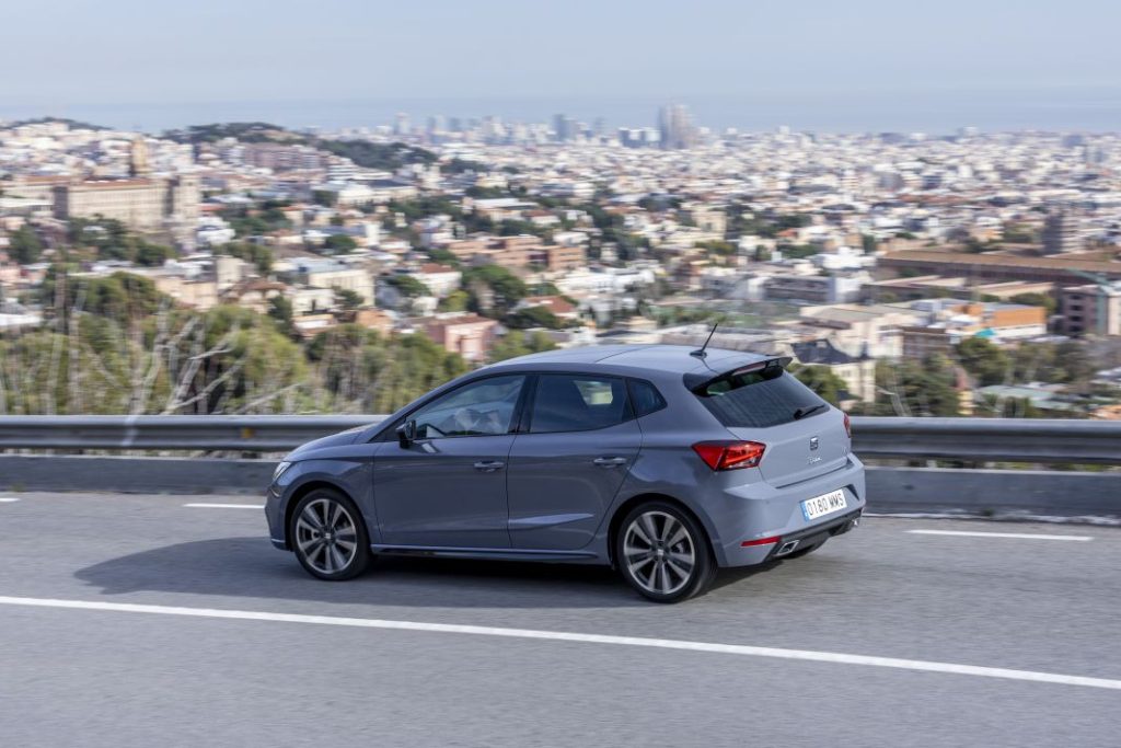 Primera prueba del Seat Ibiza FR Aniversario. Una edición tan merecida como interesante 8 Motor16 Seat Ibiza FR 40 Aniversario 2 Motor16
