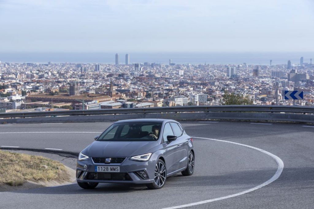 Las ventas de coches superan el millón de unidades en 2024 con el Dacia Sandero y Toyota en el número uno 4 Motor16 Seat Ibiza FR 40 Aniversario (4)