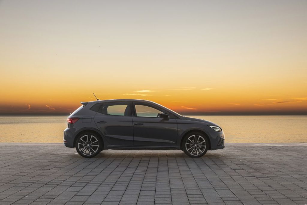 Primera prueba del Seat Ibiza FR Aniversario. Una edición tan merecida como interesante 14 Motor16 Seat Ibiza FR 40 Aniversario 8 Motor16