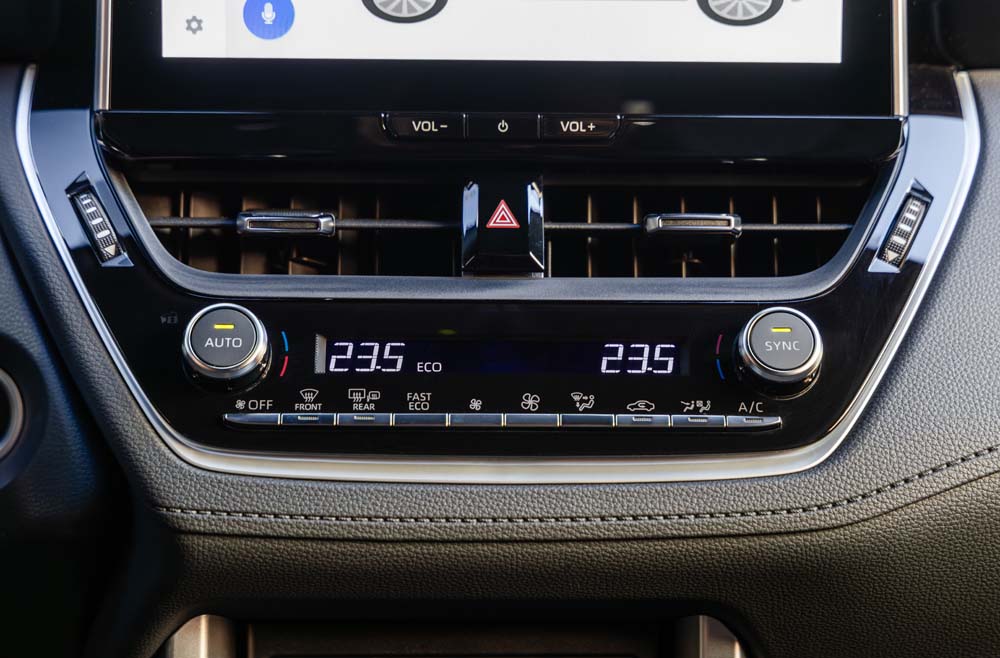 Toyota Corolla Cross 140H 15 Motor16