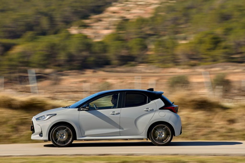 Primera prueba del Toyota Yaris Hybrid 130 CV 2024: Más potente y equipado pero igualmente híbrido 32 Motor16 Toyota Yaris 2024 1 Motor16