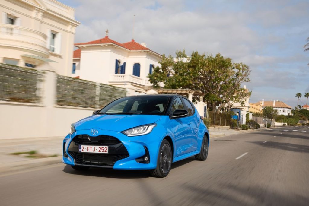 Primera prueba del Toyota Yaris Hybrid 130 CV 2024: Más potente y equipado pero igualmente híbrido 39 Motor16 Toyota Yaris 2024 19 Motor16