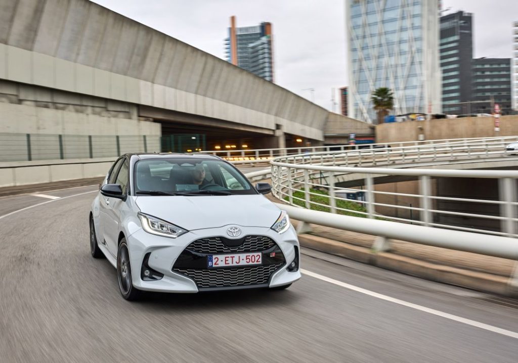 Primera prueba del Toyota Yaris Hybrid 130 CV 2024: Más potente y equipado pero igualmente híbrido 27 Motor16 Toyota Yaris 2024 27 Motor16