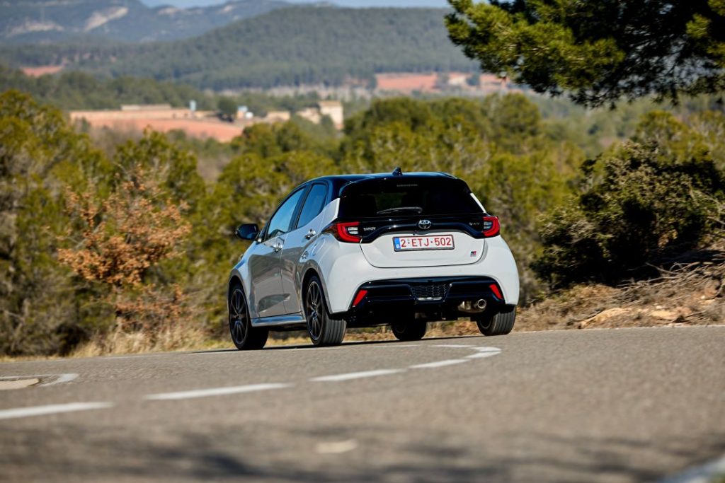 Primera prueba del Toyota Yaris Hybrid 130 CV 2024: Más potente y equipado pero igualmente híbrido 19 Motor16 Toyota Yaris 2024 31 Motor16