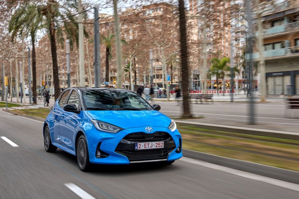Primera prueba del Toyota Yaris Hybrid 130 CV 2024: Más potente y equipado pero igualmente híbrido 54 Motor16 Toyota Yaris 2024 7 Motor16