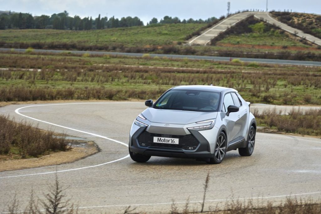 Toyota c hr prueba 36 Motor16