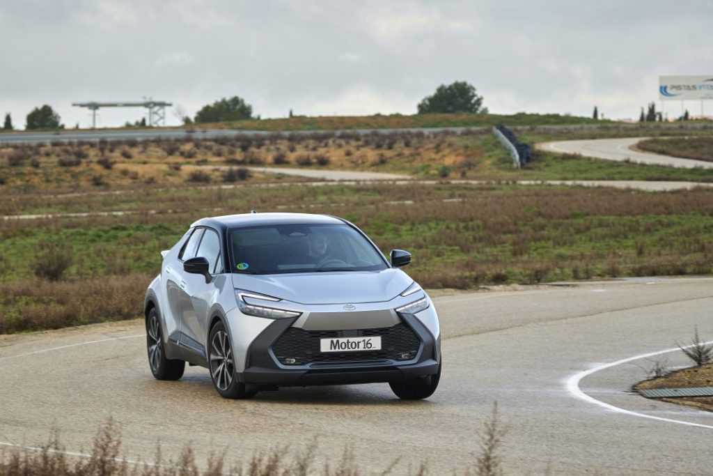 Toyota c hr prueba 38 Motor16