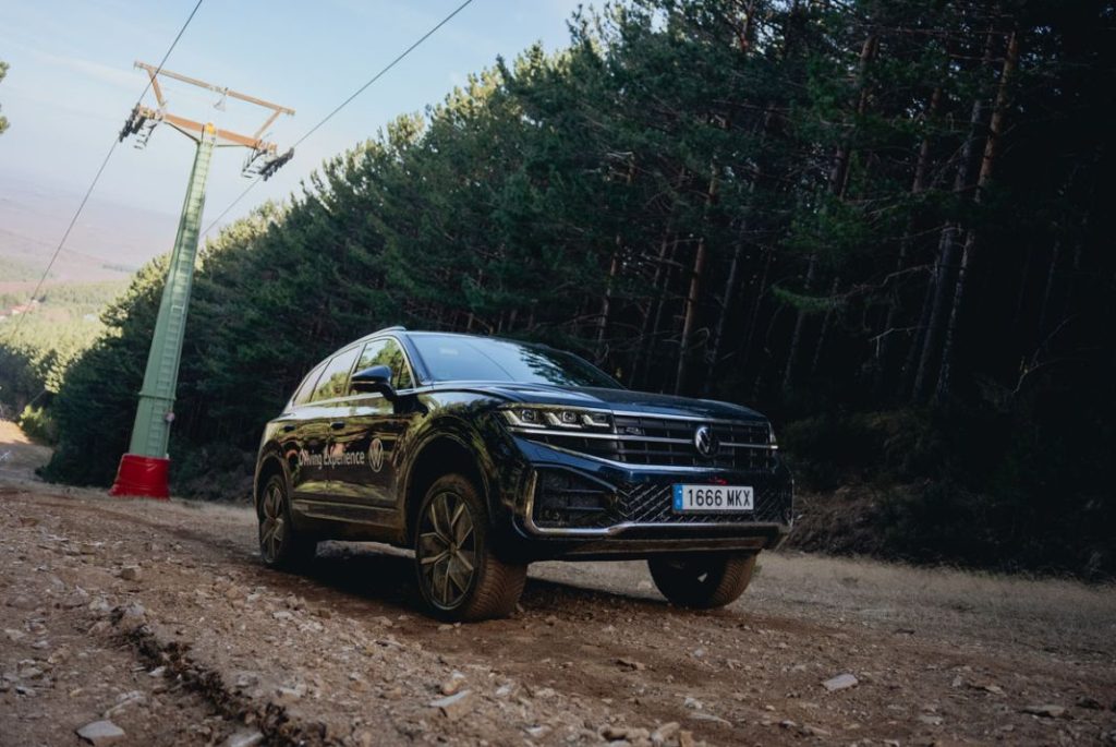 VOLKSWAGEN TOUAREG 1 1 Motor16