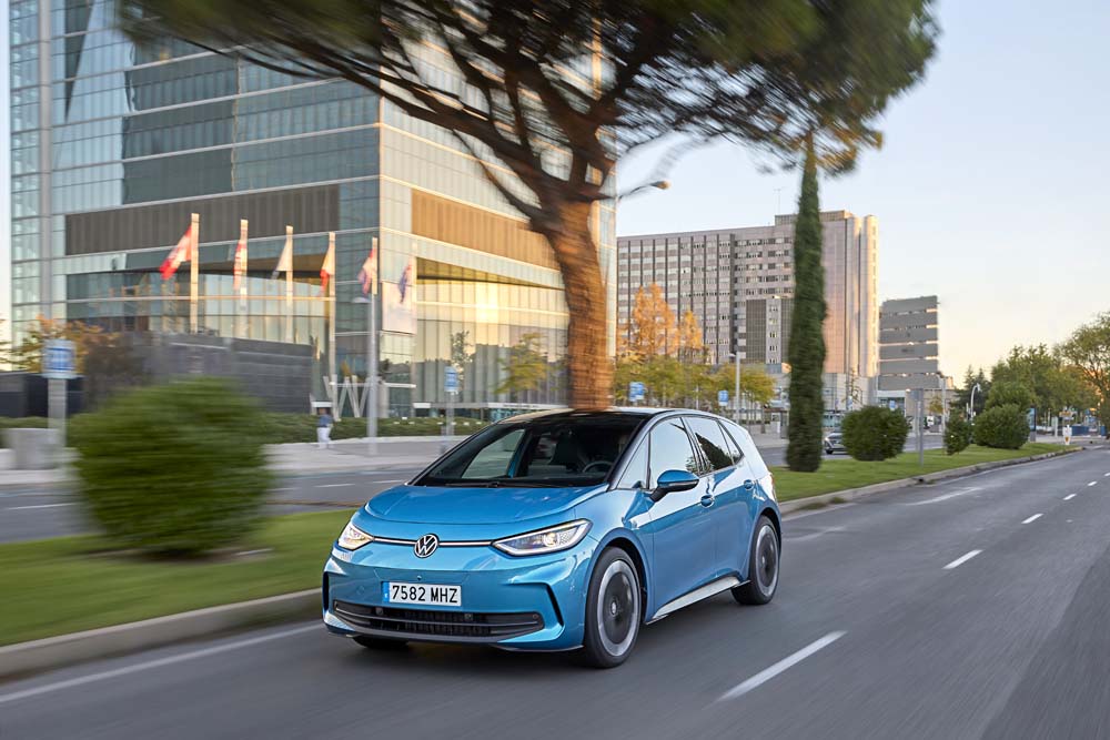 Volkswagen ID. Mas 9 Motor16