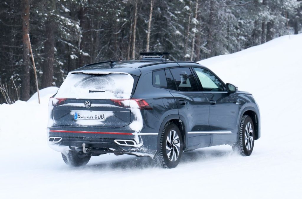 Volkswagen Tayron 2025: El sucesor del Tiguan Allspace, cazado en pruebas 2 Motor16 Volkswagen Tayron 10 Motor16