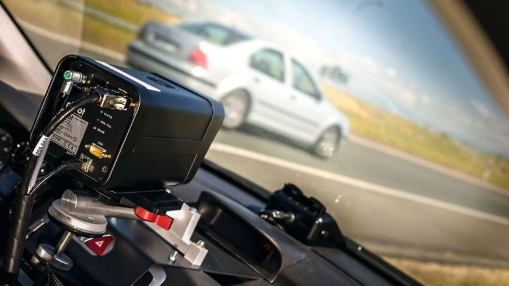 Ya no hay regla del 5 ni del 7 que valga: Esta es la velocidad a la que saltan desde ya los radares 104 Motor16 carretera