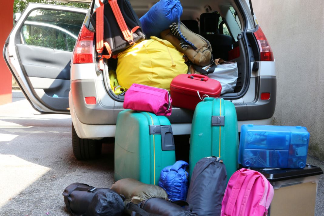 La multa que la Guardia Civil de Tráfico te puede poner por llevar la carga de forma inadecuada 1 Motor16 CUANDO LA CARGA SE VUELVE UN PROBLEMA: MULTAS A LA VISTA