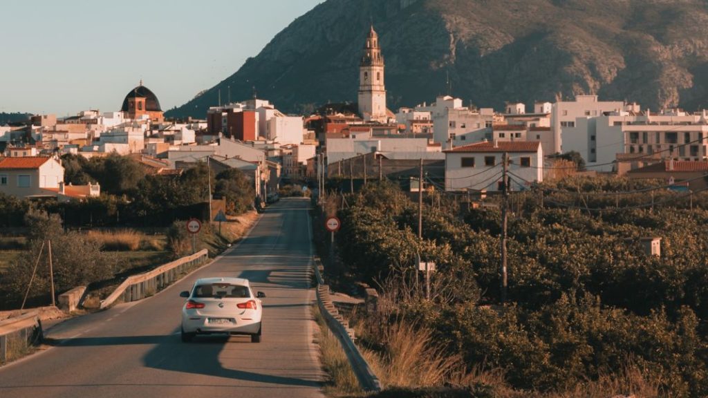 Récords guinness del mundo motor que desafían lo inimaginable: Hazañas asombrosas 1 Motor16 cochee 3 Motor16