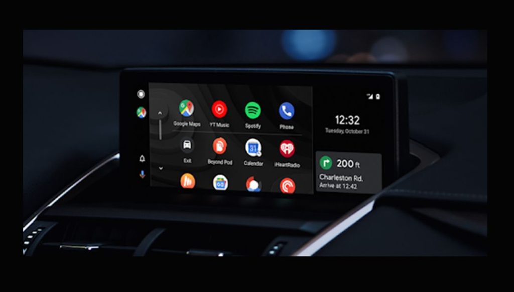 Instalar pantallas con Android Auto en las motos es la última moda: Pero la DGT no piensa lo mismo 1 Motor16 DGT