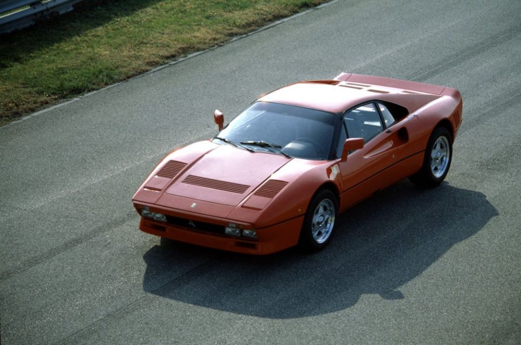 ferrari 288 gto 10 Motor16
