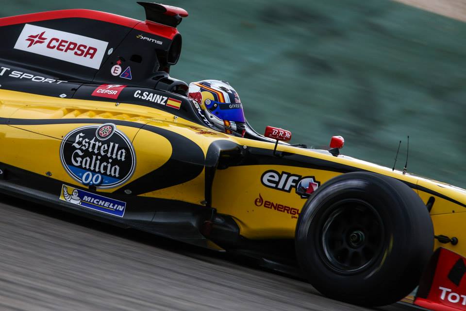 Fórmula 1: todo lo que ha demostrado Carlos Sainz para merecer un contrato en un equipo grande 1 Motor16 formula renault Motor16