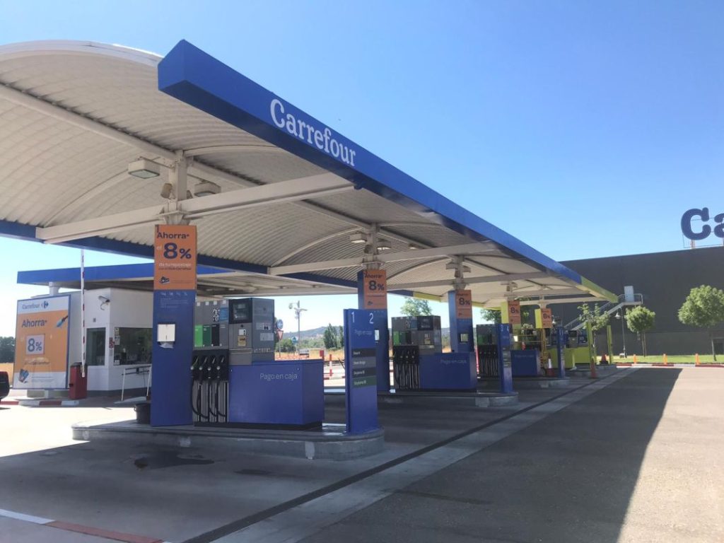El mito que hay detrás de las gasolineras de supermercado 80 Motor16 gasolinera