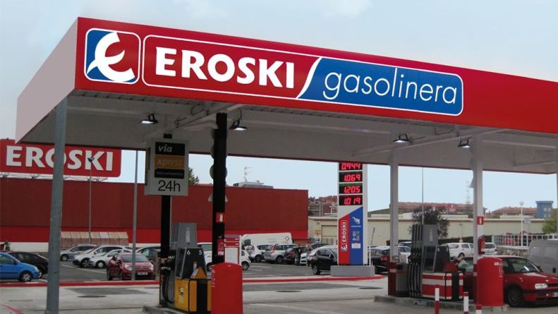 El nuevo truco que ha llegado a España para engañar a los surtidores de gasolina y repostar gratis 149 Motor16 gasolina