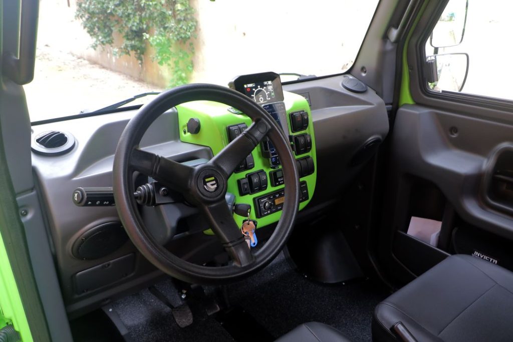 invicta evum acar camion 4x4 electrico 12 Motor16