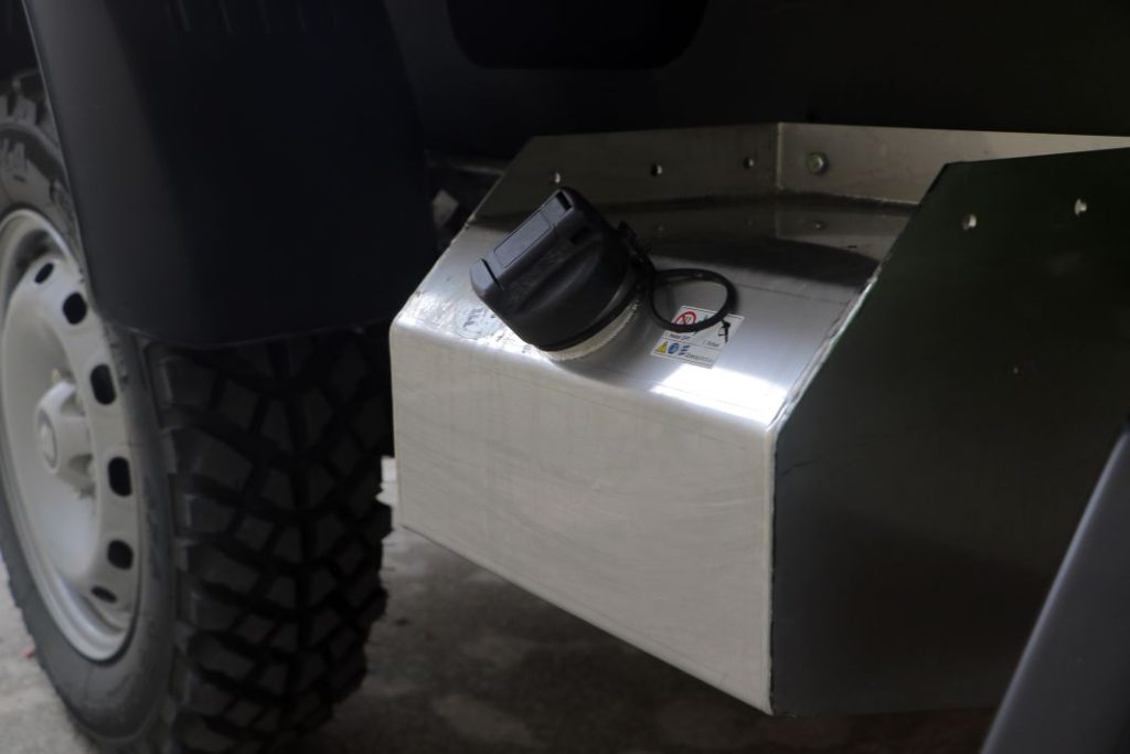 invicta evum acar camion 4x4 electrico 20 Motor16