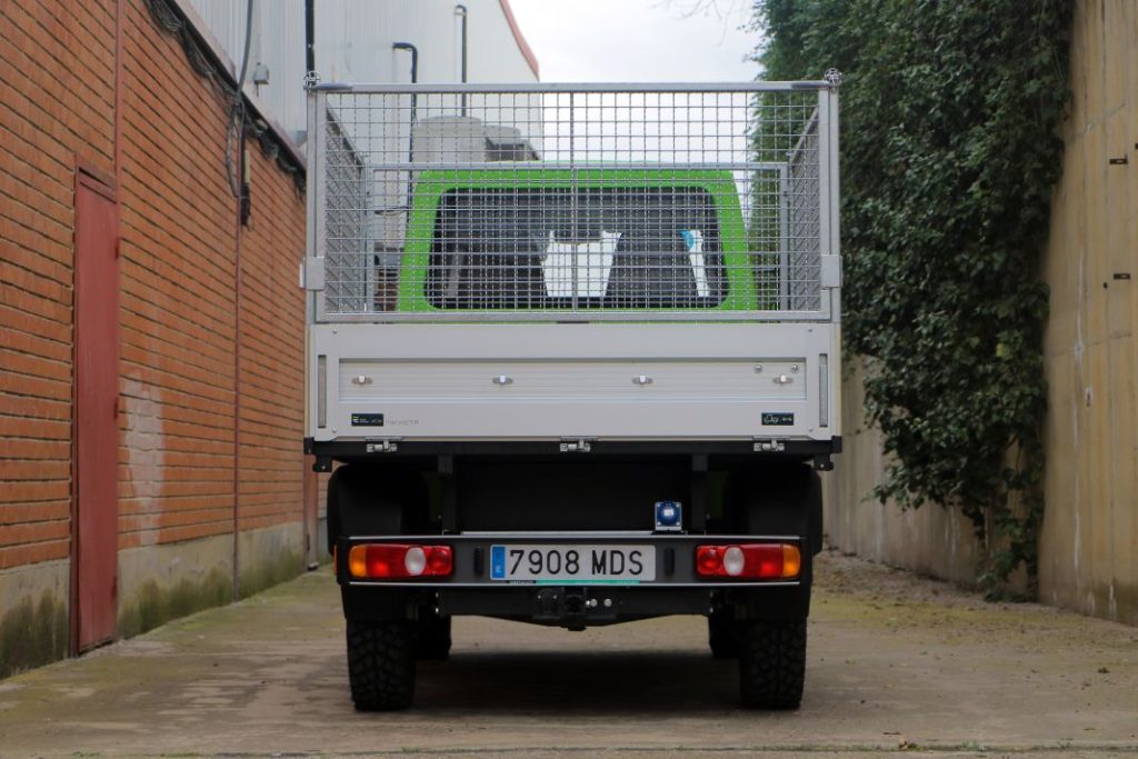 invicta evum acar camion 4x4 electrico 3 Motor16