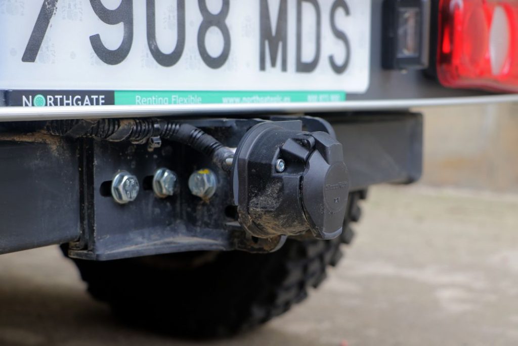 invicta evum acar camion 4x4 electrico 5 Motor16